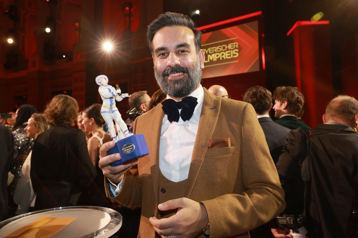 ALLES FIFTY FIFTY / Bayerischer Filmpreis für Alireza Golafshan / Neuer Kinostart