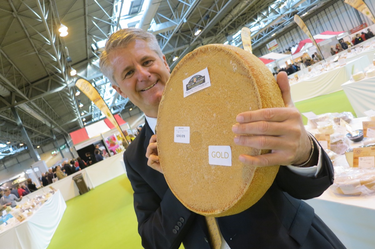 Selection Walo Von Mühlenen am World Cheese Award 2012 in Birmingham (BILD)