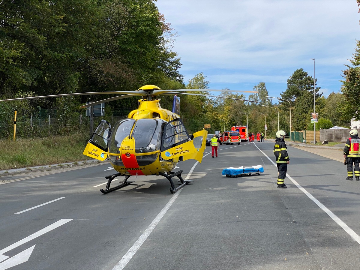 FW-MK: 14-Jähriger von PKW erfasst