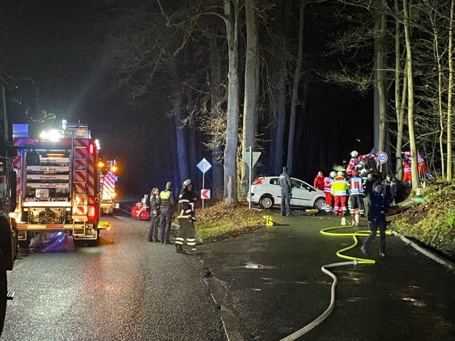 FW-MK: Verkehrsunfall auf der Lägerbachstraße