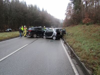 POL-PPWP: Verkehrsunfall mit mehreren verletzten Personen