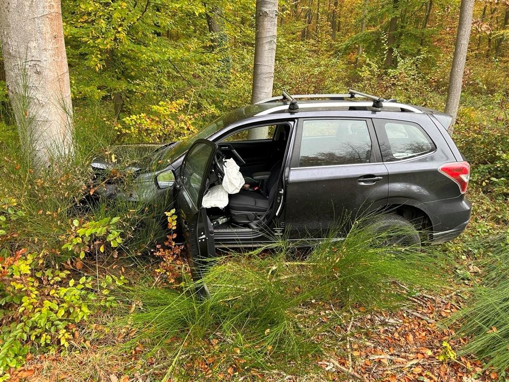 POL-PPKO: Unfall nach Gefährdung auf der B327 mit Verkehrsunfallflucht - Polizei sucht dringend Zeugen