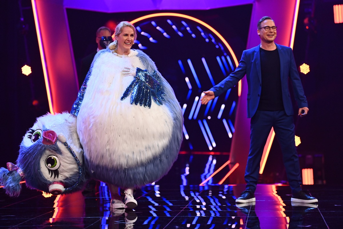 Nachricht des Tages: &quot;The Masked Singer&quot; dominiert den Dienstag mit 23,8 Prozent Marktanteil // Judith Rakers schlüpft aus dem Küken