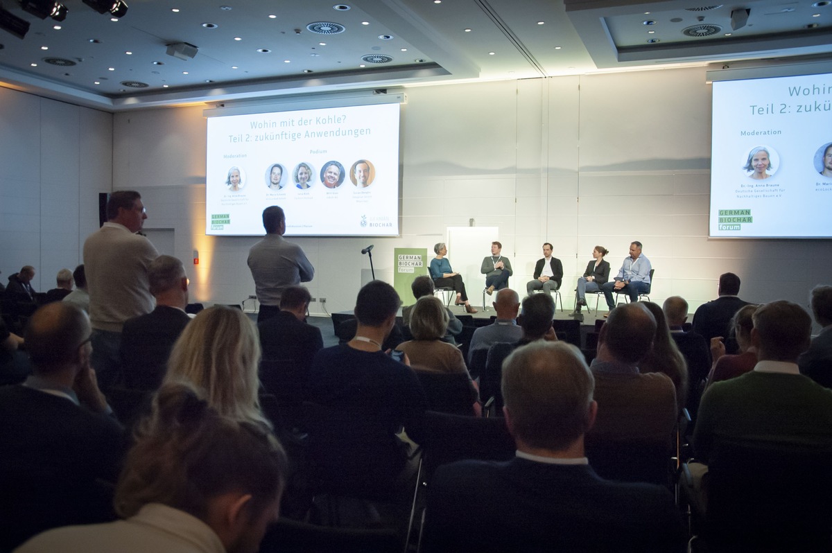 Ein Monat bis zum German Biochar Forum 2024 / Networking, Barcamps und Innovation im Fokus