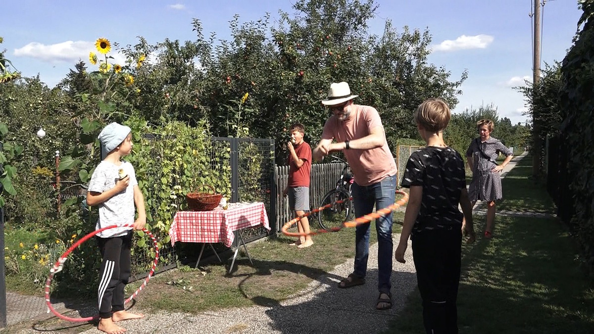 Neue Doku-Soap bei RTLZWEI: / &quot;Von Hecke zu Hecke - Bunte Beetgeschichten&quot;