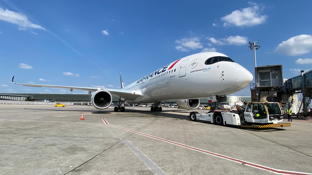 Medieninformation: Air France halbiert CO2-Emissionen auf zwei ihrer Flüge