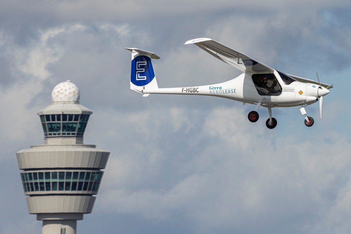 KLM gibt den Startschuss für die Electric Flying Connection Tour