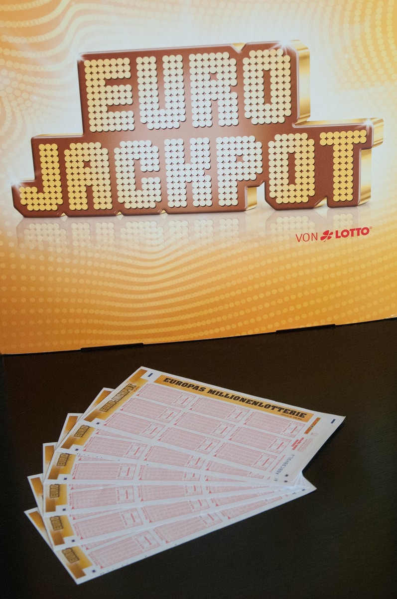 Spannung vor der Ziehung: Gewinner des 56 Mio. Euro Jackpots gesucht! (FOTO)