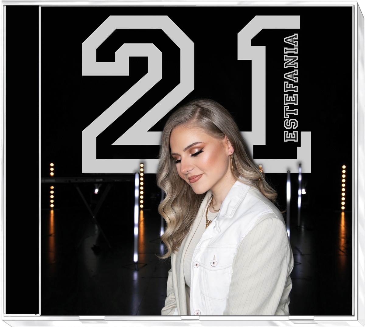 Estefania veröffentlicht ihr erstes Album &quot;21&quot;