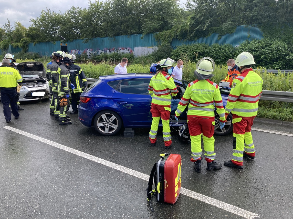 FW-EN: Verkehrsunfall auf der Autobahn 1