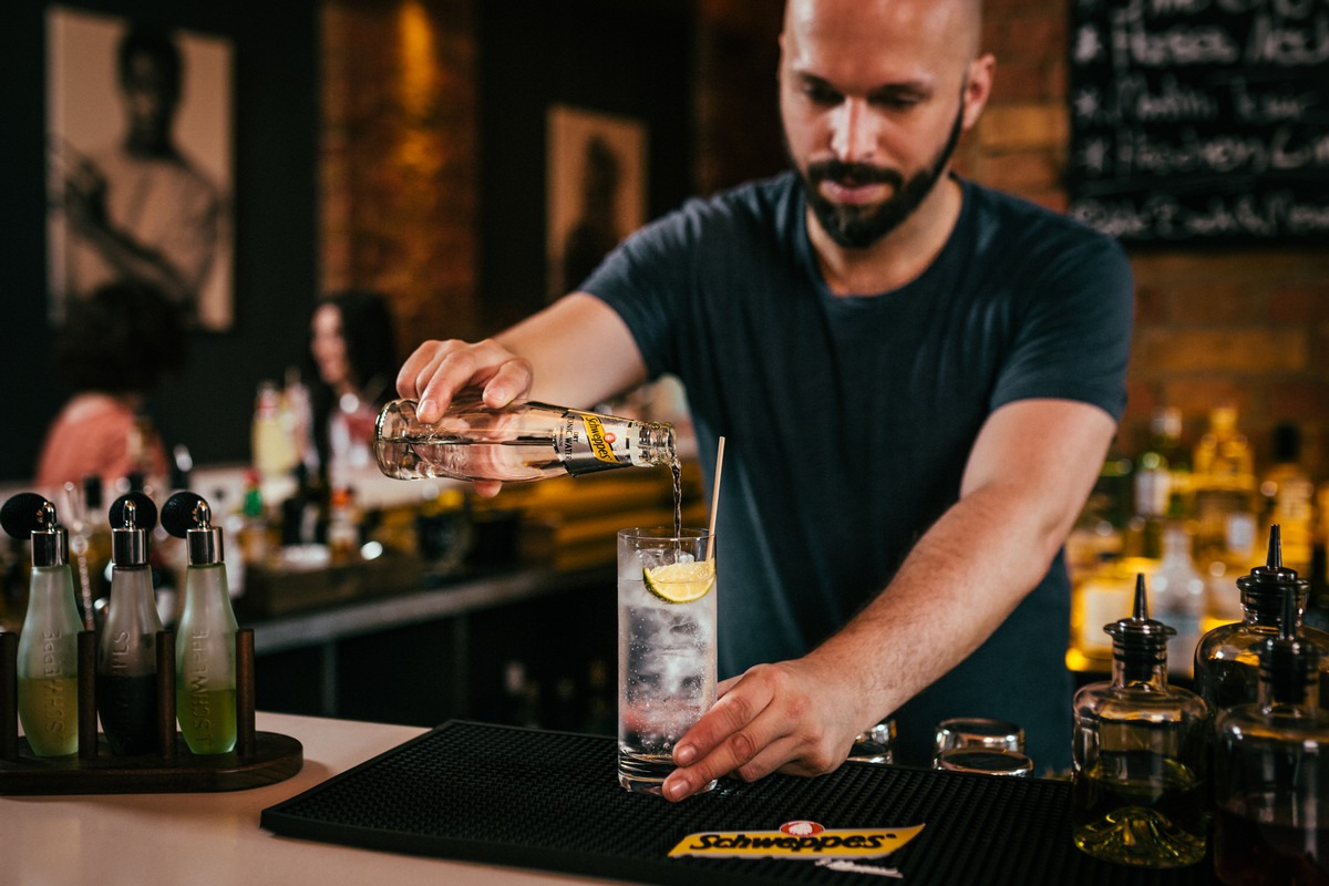 Schweppes Dry Tonic zum beliebtesten Tonic unter Bartendern gewählt