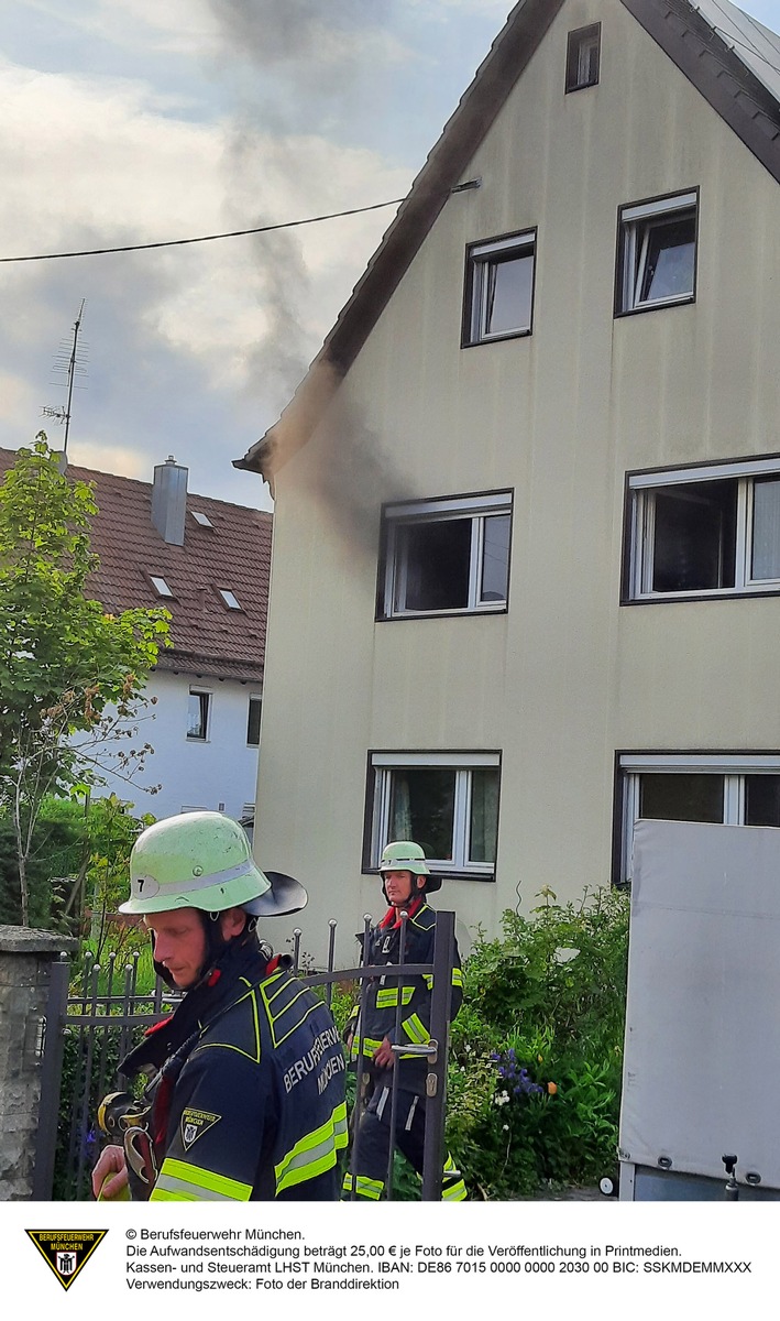 FW-M: Küchenbrand in Zweifamilienhaus (Hasenbergl)