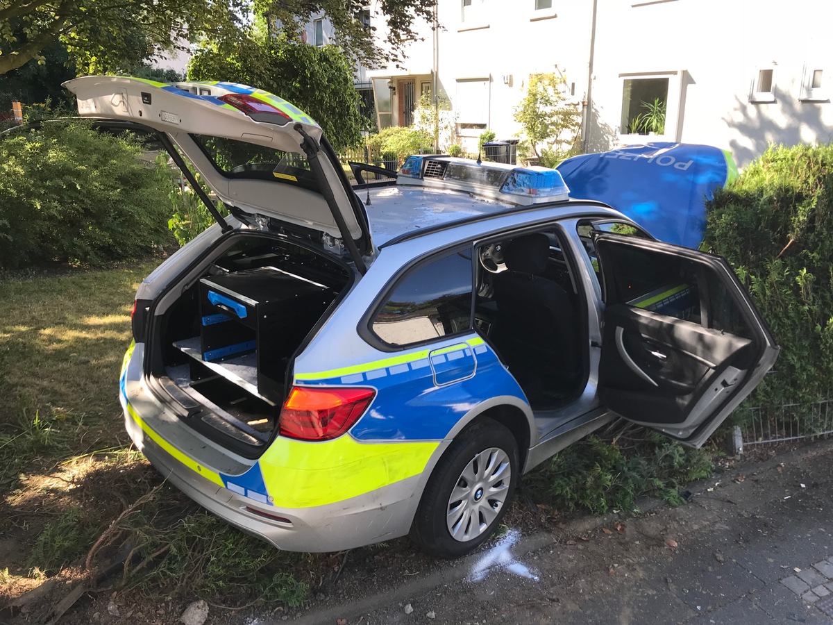 POL-HA: Unfall mit Verletzten - Streifenwagen beteiligt