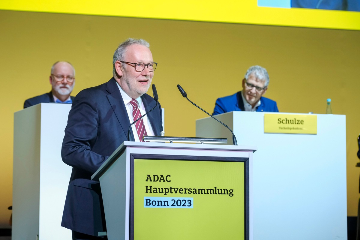 ADAC wächst weiter - Schlüsselnotdienst für Premiummitglieder jetzt bundesweit kostenfrei / ADAC wählt neue Präsidiumsmitglieder / positives Jahresergebnis