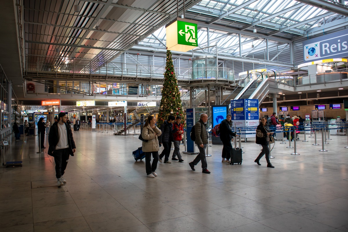 Bio-Wärme für den Airport: Terminal wird mit Energie aus Hackschnitzelheizwerk versorgt