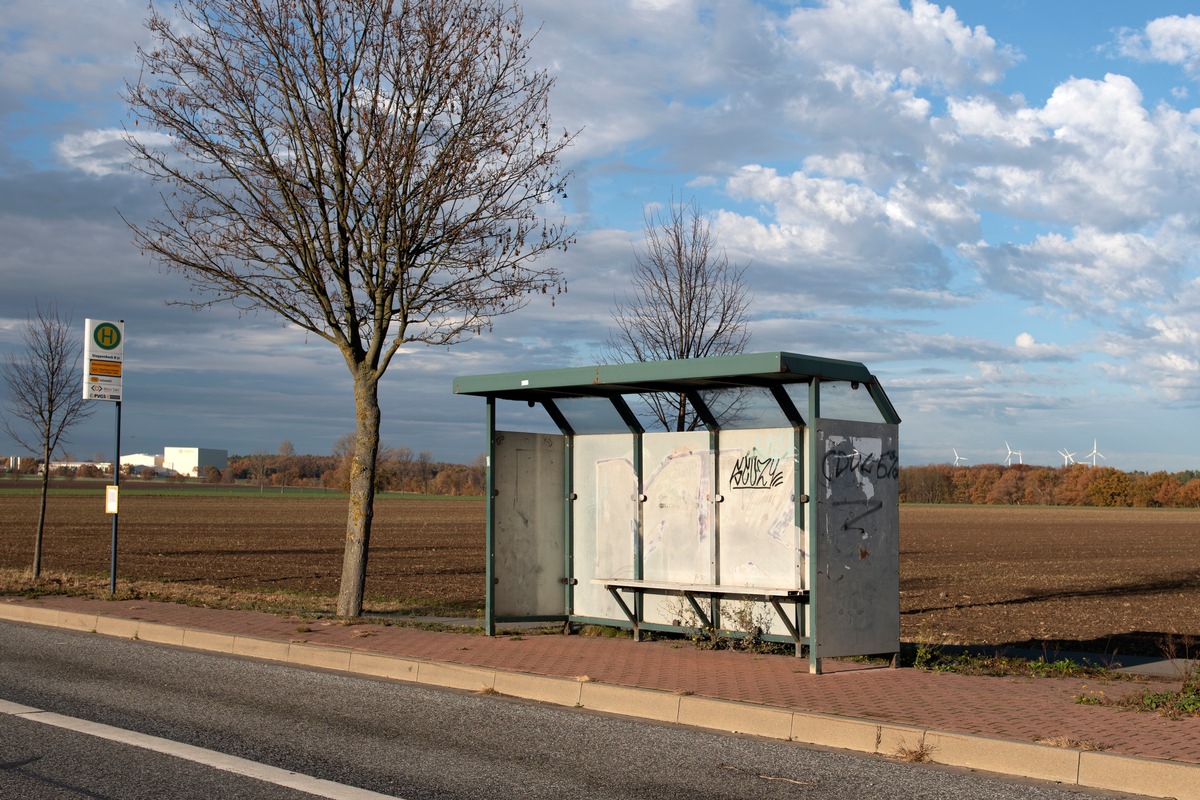 Ohne Auto läuft fast nichts / ADAC Monitor zur Zufriedenheit mit der Mobilität auf dem Land: Ziele gut erreichbar / Öffentlicher Verkehr schlechter bewertet