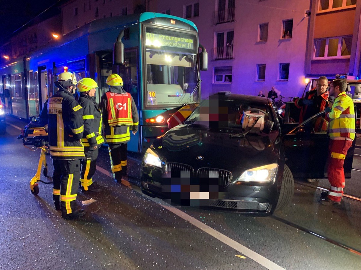 FW-F: Unfall mit Straßenbahn im Frankfurter Nordend - 1 Person verletzt