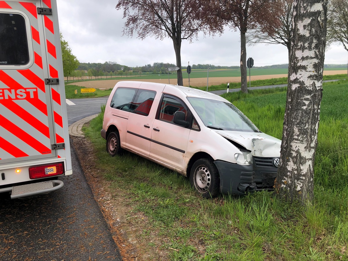 POL-HI: Erneuter Alkoholunfall im Bereich des PK Bad Salzdetfurth * ein Verletzter * PKW mit Totalschaden