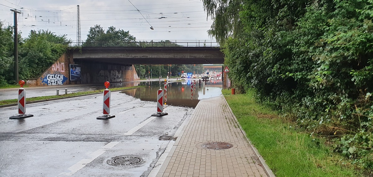 FW-RE: Gewitter mit Starkregen über dem Recklinghäuser Süden