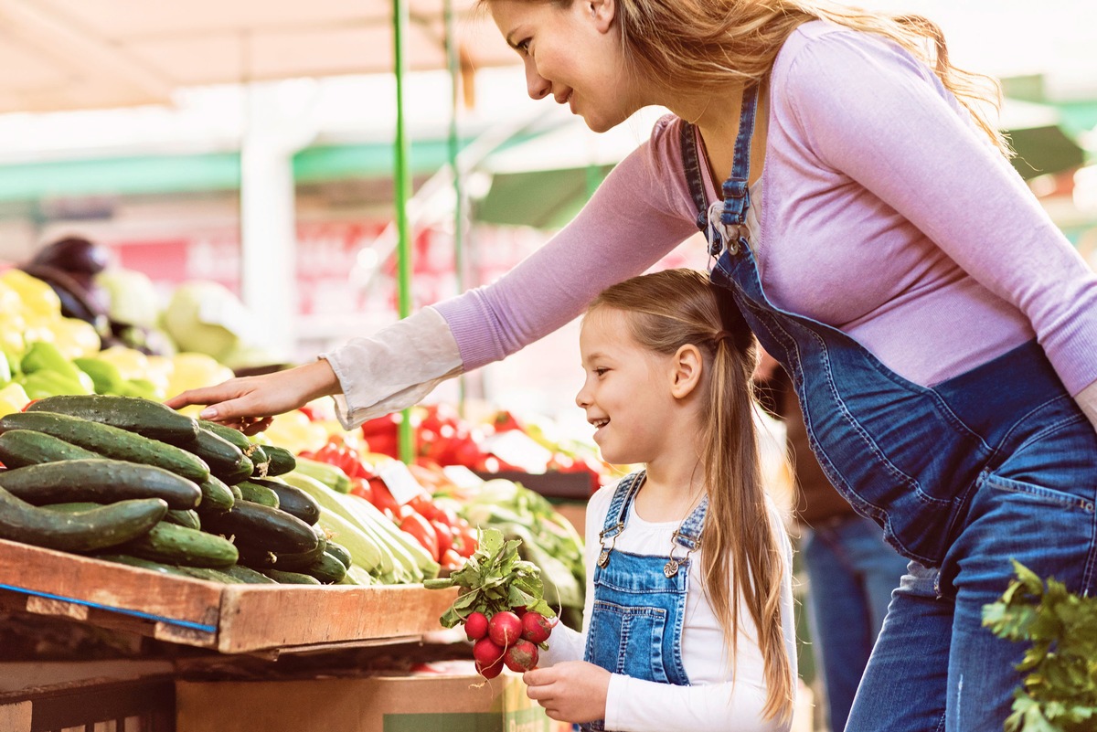 Schwangerschaft: Zu viele Kilos sind schädlich / Werdende Mütter sollten auf eine gesunde Ernährung achten