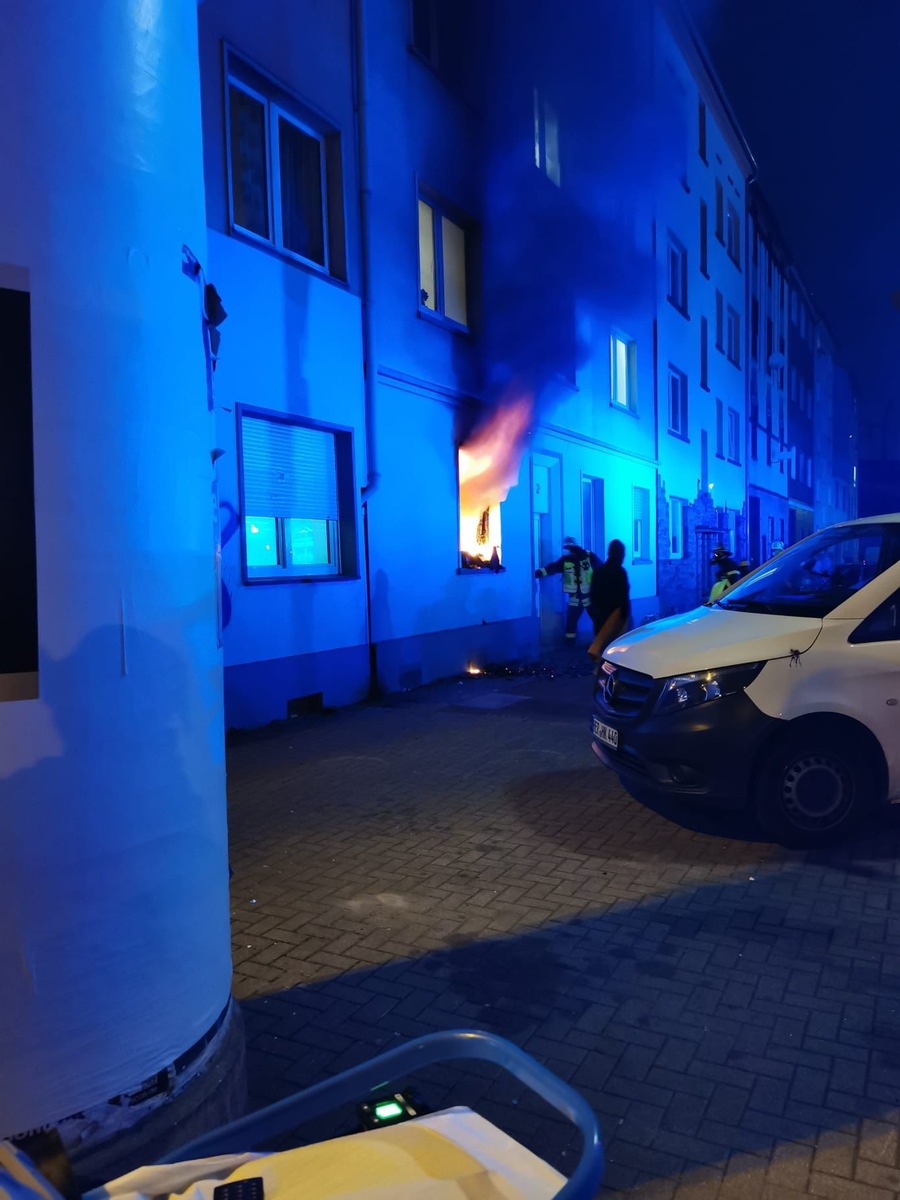 FW-DO: 23.03.2022 - FEUER IN DER NÖRDLICHEN INNENSTADT Zwei Wohnungen nach Feuer unbewohnbar