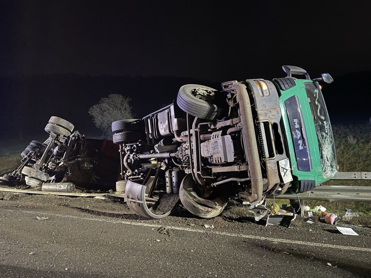 POL-PDTR: LKW-Unfall auf Bundesstraße 41