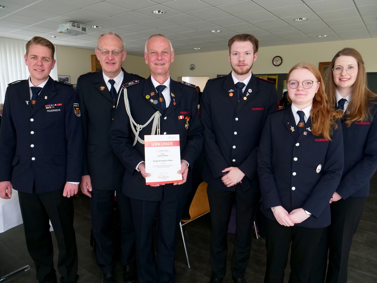 FW-PB: Musikschul-AG soll beim Feuerwehr-Spielmannszug für Nachwuchs sorgen