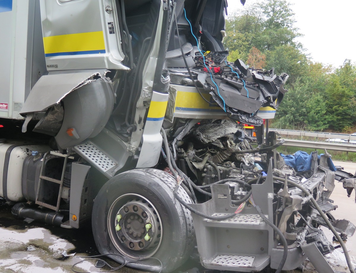 POL-DEL: PK BAB Ahlhorn: Verkehrsunfälle auf der A1 +++ Person schwer verletzt+++ (Nachtrag zur Sofortmeldung)