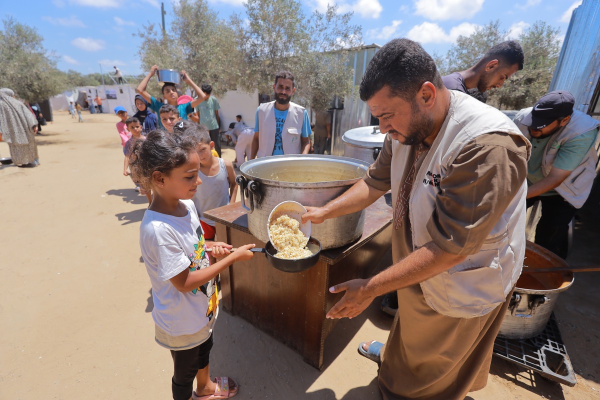 Ein Jahr nach Eskalation des Nahost-Konflikts - Gaza in Trümmern, Massenflucht im Libanon