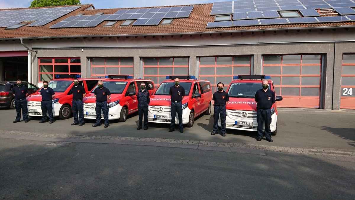 FW-MK: Freiwillige Feuerwehr Iserlohn verteilt Schutzausrüstung