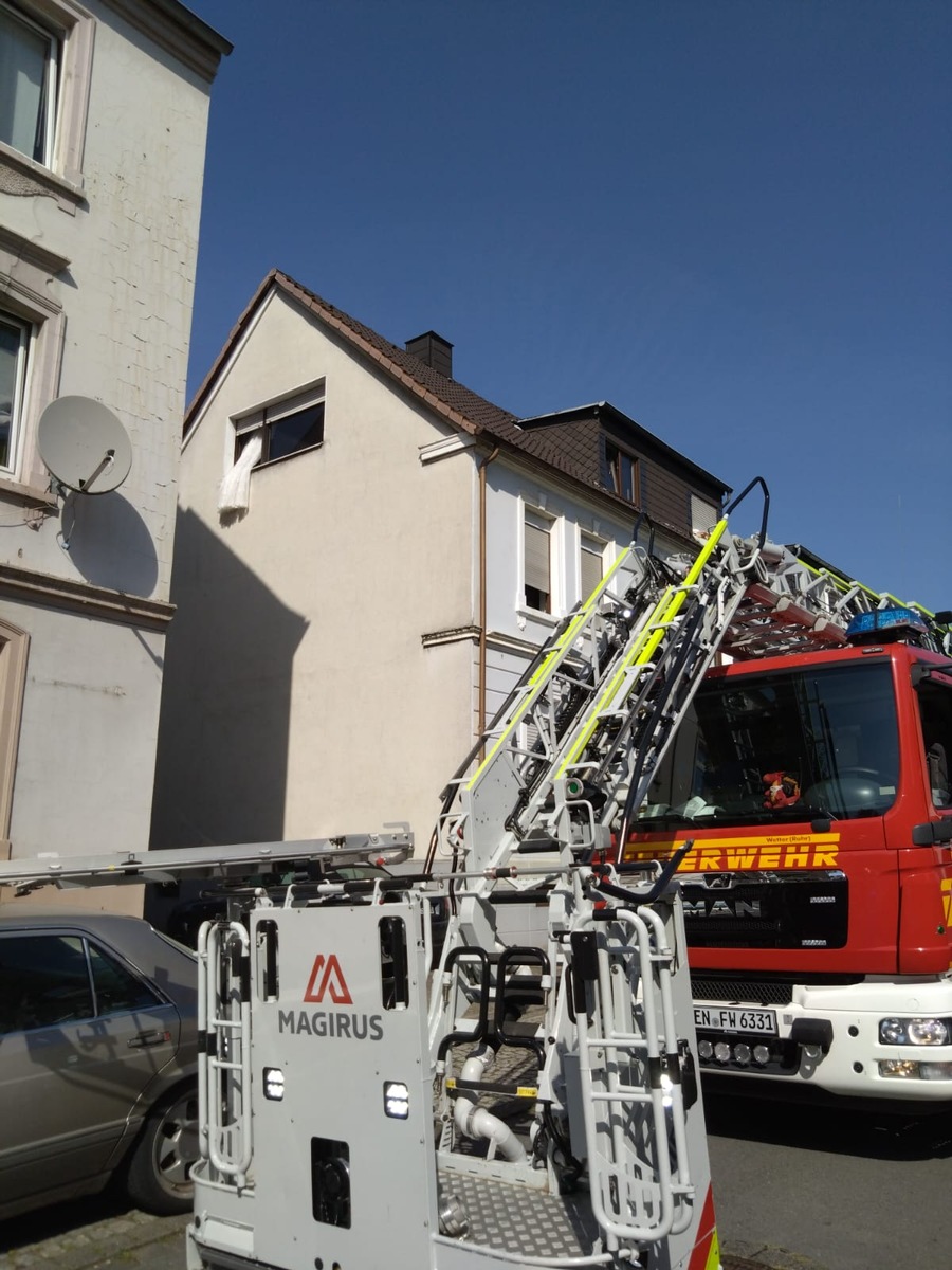 FW-EN: Wetter - viermal Unterstützung für den Rettungsdienst am Wochenende