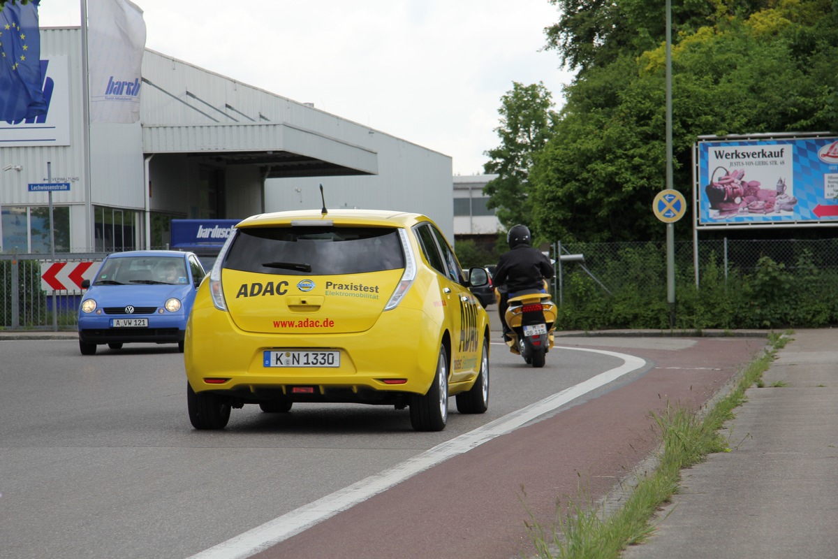 E-Auto Nissan Leaf überzeugt im ADAC-Dauertest / Nach 65.000 Kilometern hat die Batterie noch 90 Prozent Kapazität