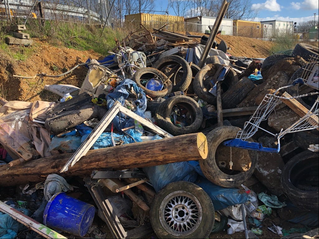 POL-AC: Polizeieinsatz am Hambacher Forst - die RWE AG beseitigt Unrat und Gefahrenstellen auf den Waldwegen - Polizei gewährleistet Schutz der RWE- Mitarbeiter