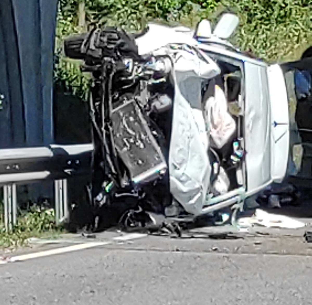 POL-PDNW: (Deidesheim) Unfall auf B 271 mit schwerverletzter Person