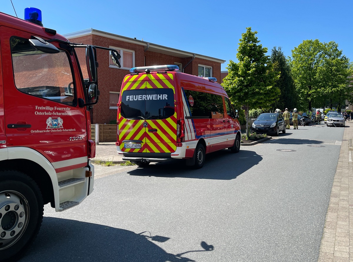 FW Osterholz-Scharm.: Verkehrsunfall mit zwei PKW