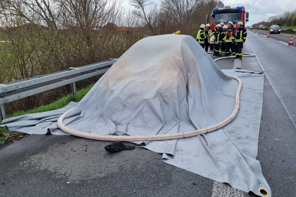 FF Goch: Feuerwehr Goch setzt alternative Löschmittel ein