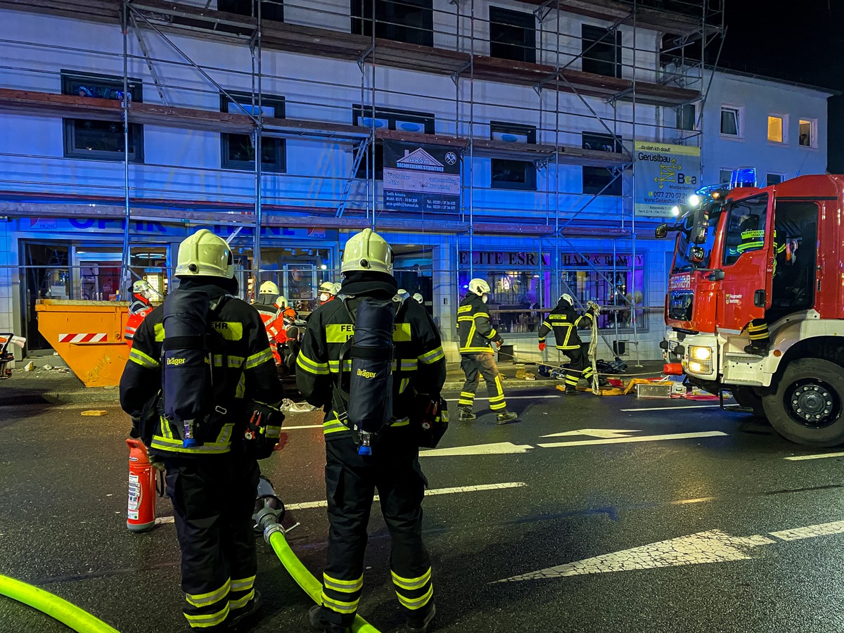 FW-MK: Schwerer Verkehrsunfall in der ersten Nacht des neuen Jahres