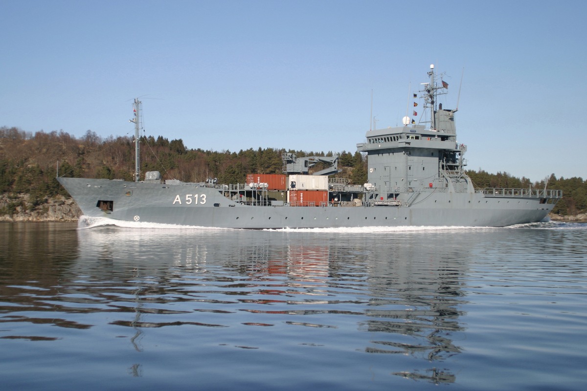 Kurs auf das östliche Mittelmeer -  Tender &quot;Rhein&quot; auf dem Weg in den UN-Einsatz (mit Bild)