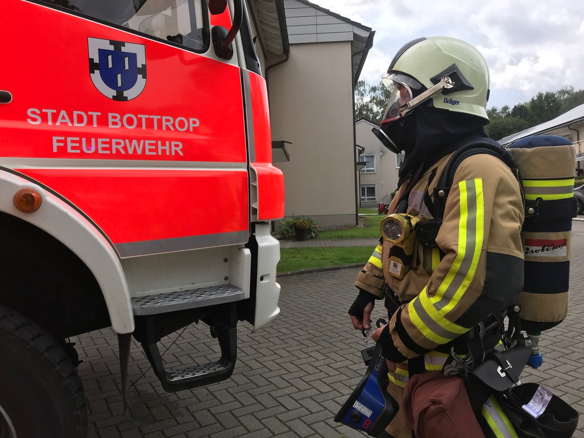 FW-BOT: Eine verletzte Person bei Wohnungsbrand im Fuhlenbrock