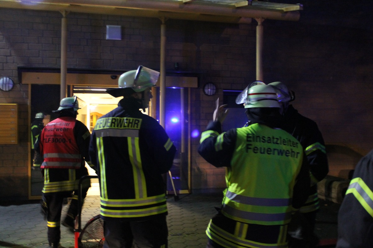 FW-WRN: Toter bei Wohnungsbrand