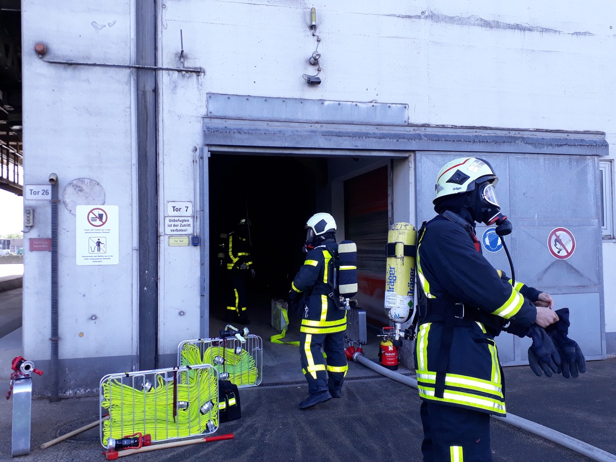 FW-Dorsten: Ausgelöste Brandmeldeanlage beschäftigte die Einsatzkräfte über Stunden