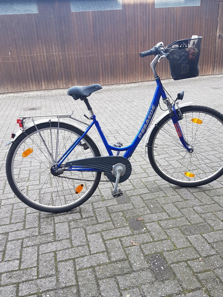 POL-ROW: Ladendieb auf geklautem Fahrrad unterwegs? Polizei bittet um Hinweise