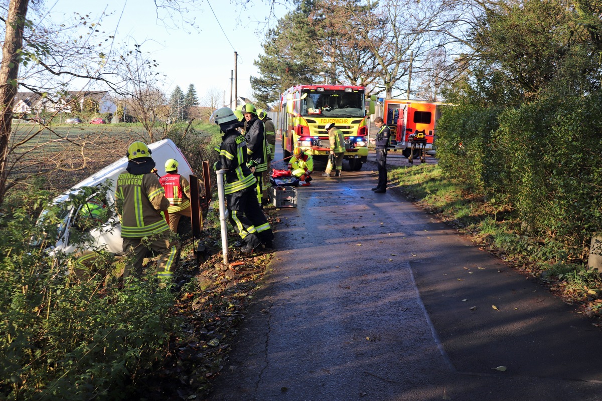 POL-ME: 26-Jähriger bei Alleinunfall schwer verletzt - Ratingen - 1912028