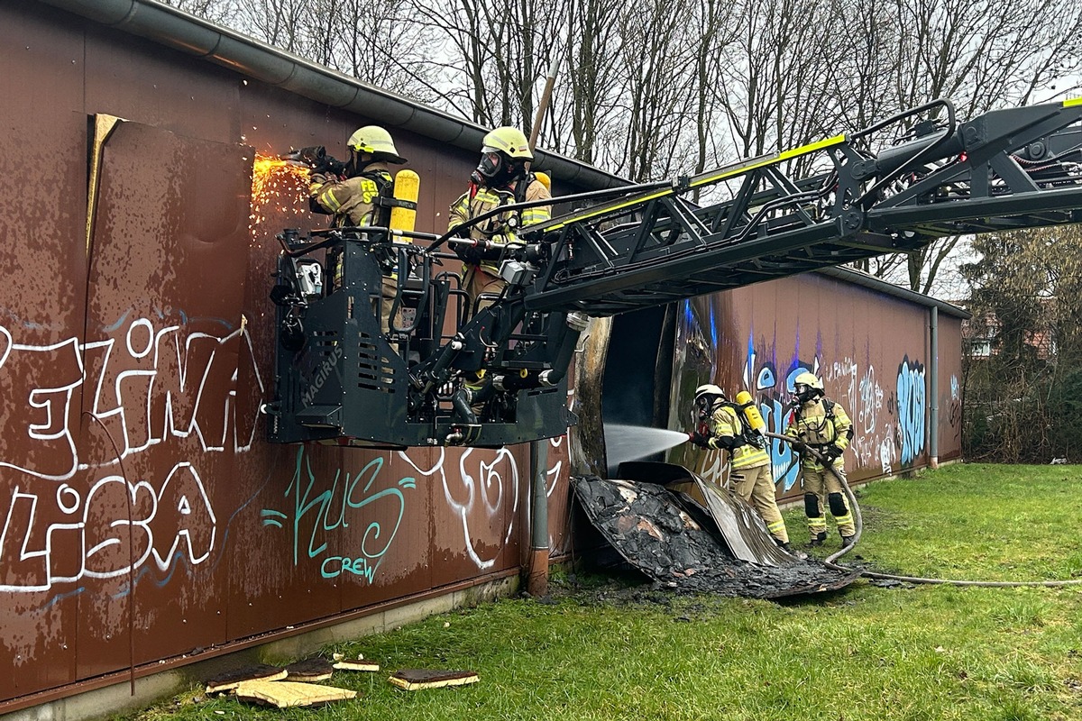 FF Goch: Feuer in leerstehender Skaterhalle