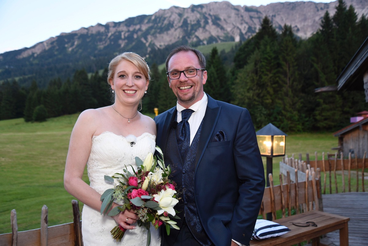 &quot;Es ist anders als eine normale Beziehung und anders als eine Ehe.&quot; Wollen Ramona und Stephan die Scheidung? &quot;Hochzeit auf den ersten Blick&quot; - Sonntag, 10. Dezember 2016, um 17:45 Uhr in SAT.1