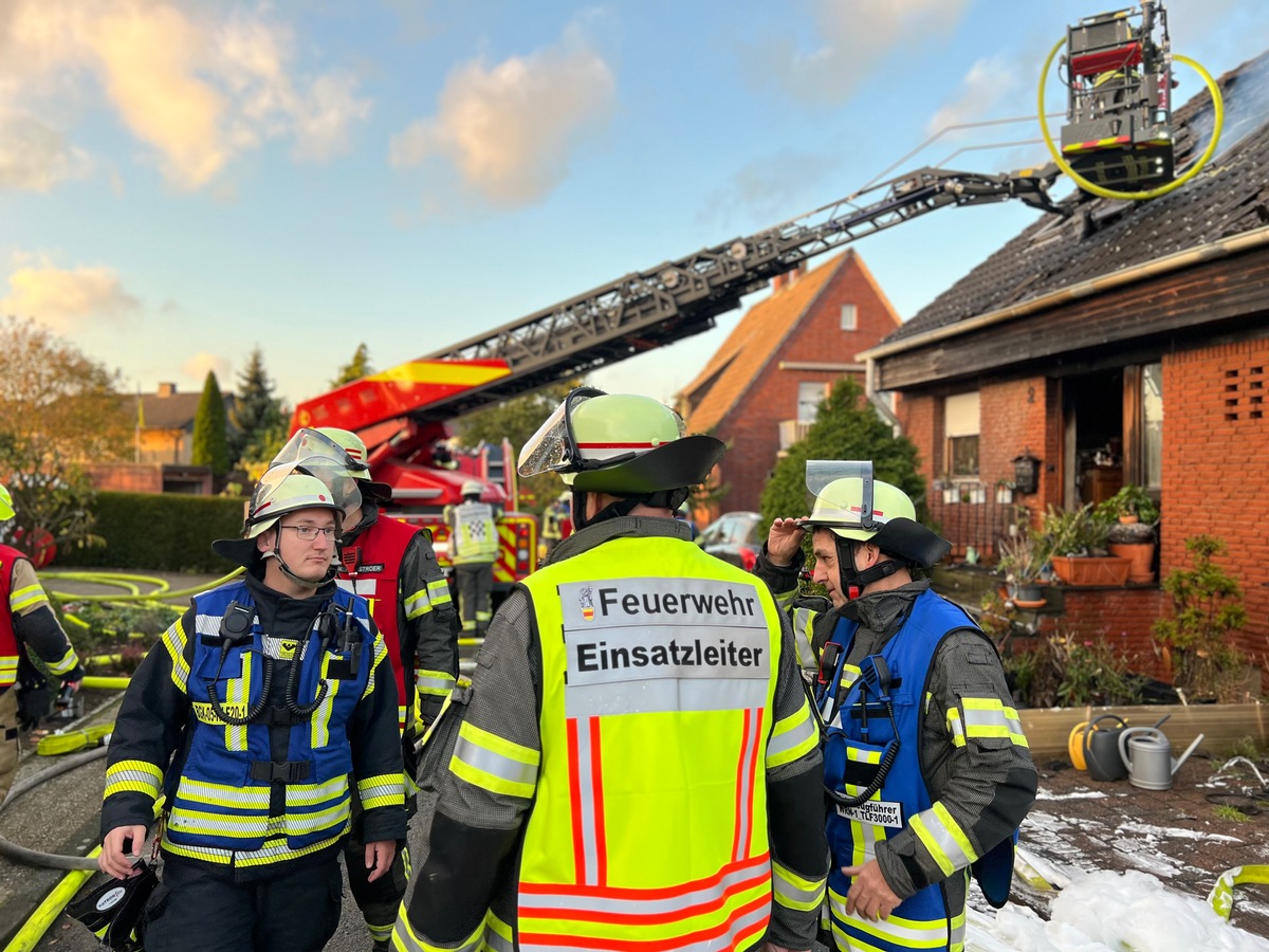 FW-WRN: Erstmeldung: Wohnungsbrand an der Körnerstraße alarmiert die Feuerwehr