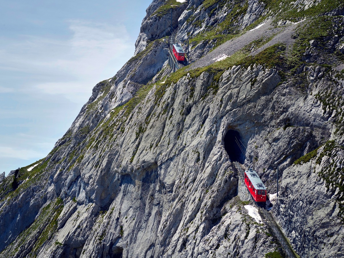 Triebwagen der Pilatus-Zahnradbahn aus den 1930er-Jahren siedelt ins Verkehrshaus um