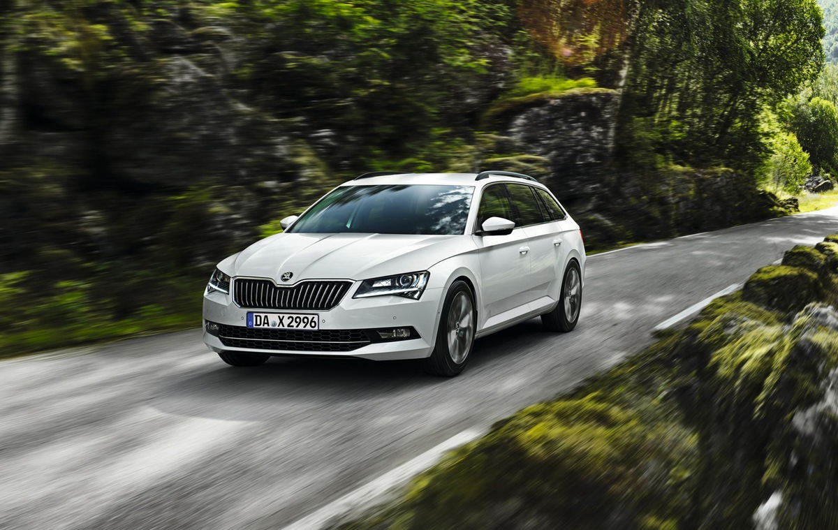 Neuer SKODA Superb GreenLine ab sofort bestellbar (FOTO)