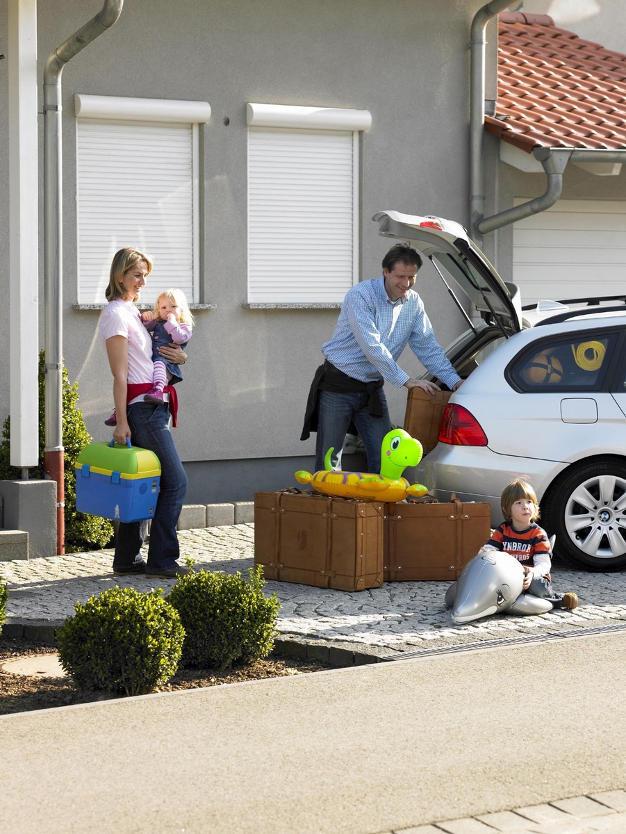 Einbrechern ein Schnippchen schlagen - So wirkt das Haus auch im Urlaub bewohnt