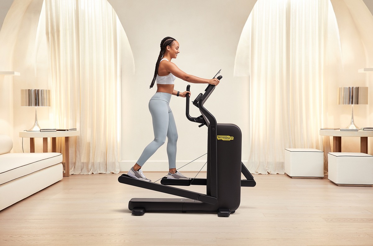 Technogym Elliptical: Pas d&#039;impact, entraînement complet du corps